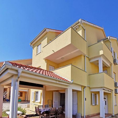 Apartments Pinta De Sol Čižići Eksteriør bilde