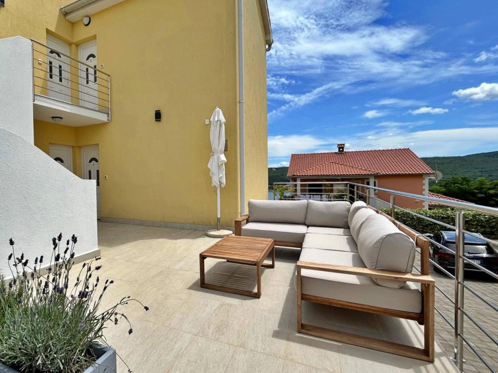 Apartments Pinta De Sol Čižići Eksteriør bilde